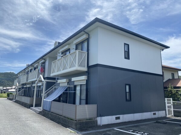 パストラルハイツAの物件外観写真